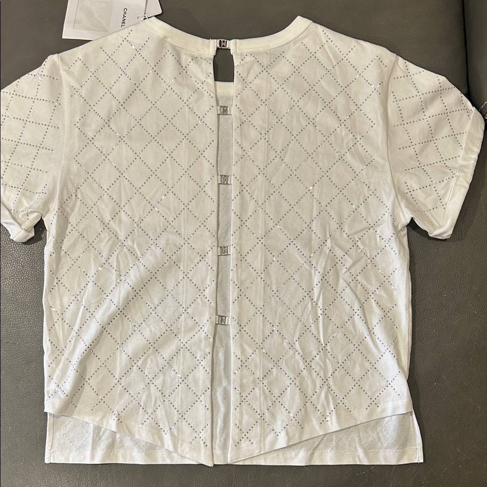 CHANEL White Rhinestone Diamond Pattern Top, size 38/8. NWT. LUXURY - Picture 6 of 10